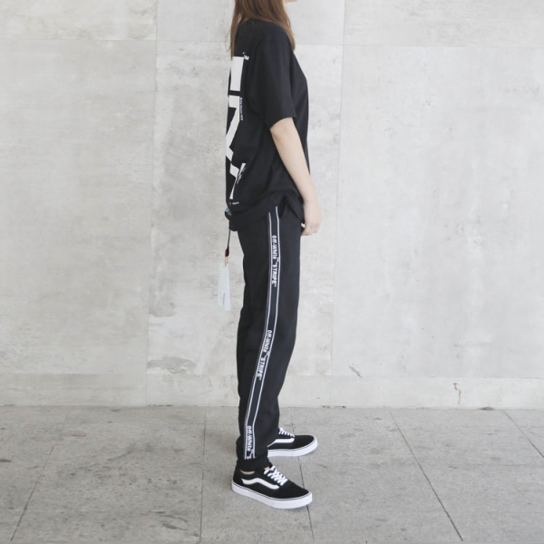 OFF-WHITE Stripe