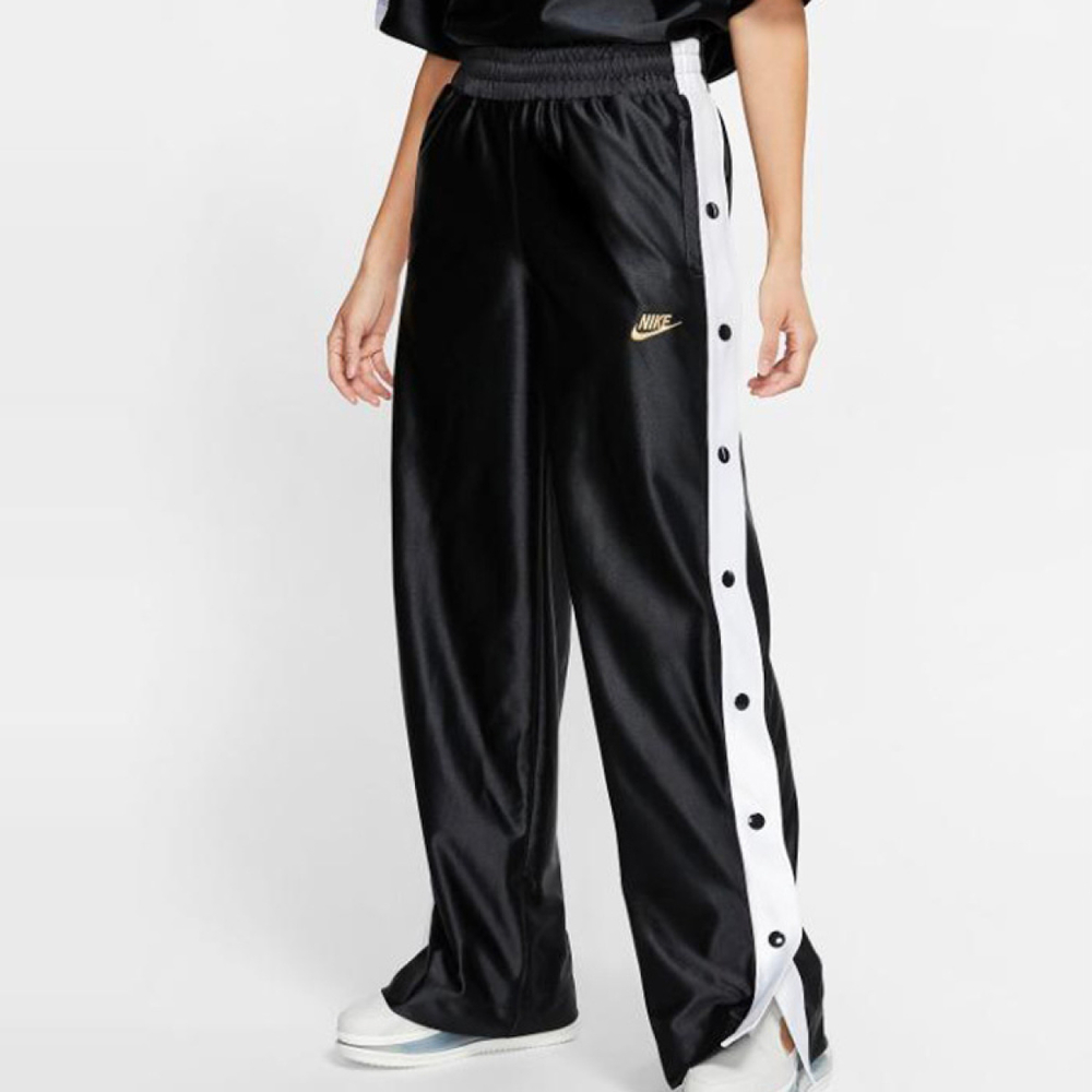 Nike Sportswear