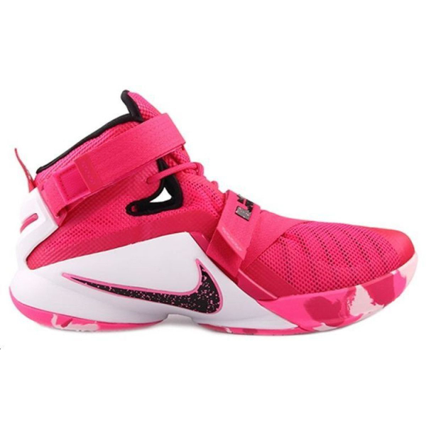 Nike zoom soldier 9