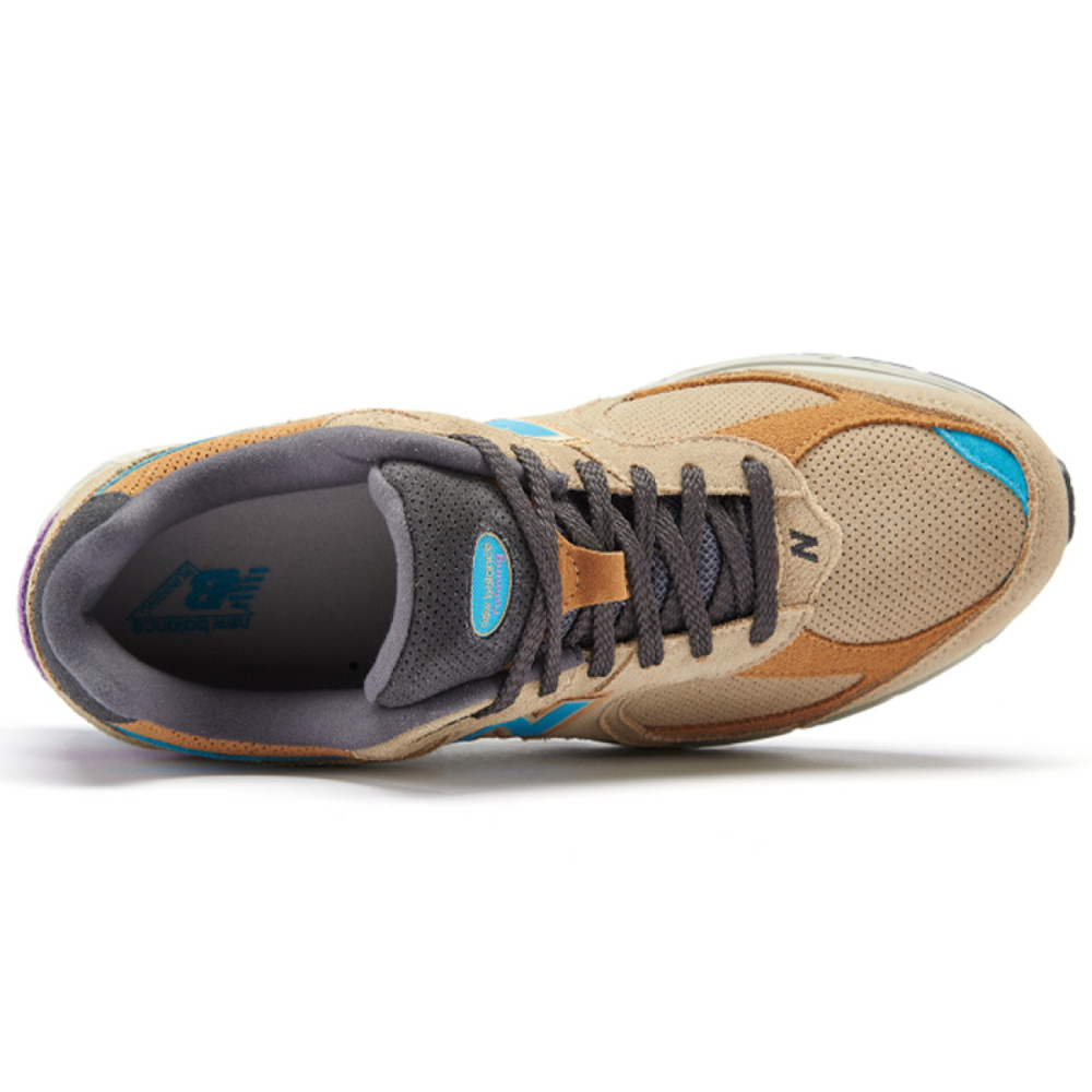 New Balance NB 2002R