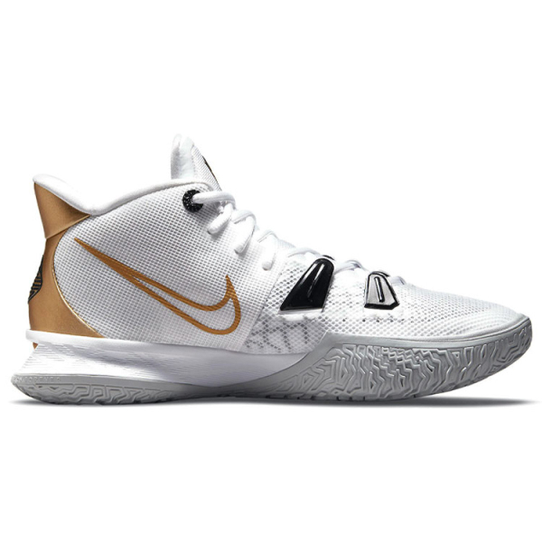 Nike Kyrie 7
