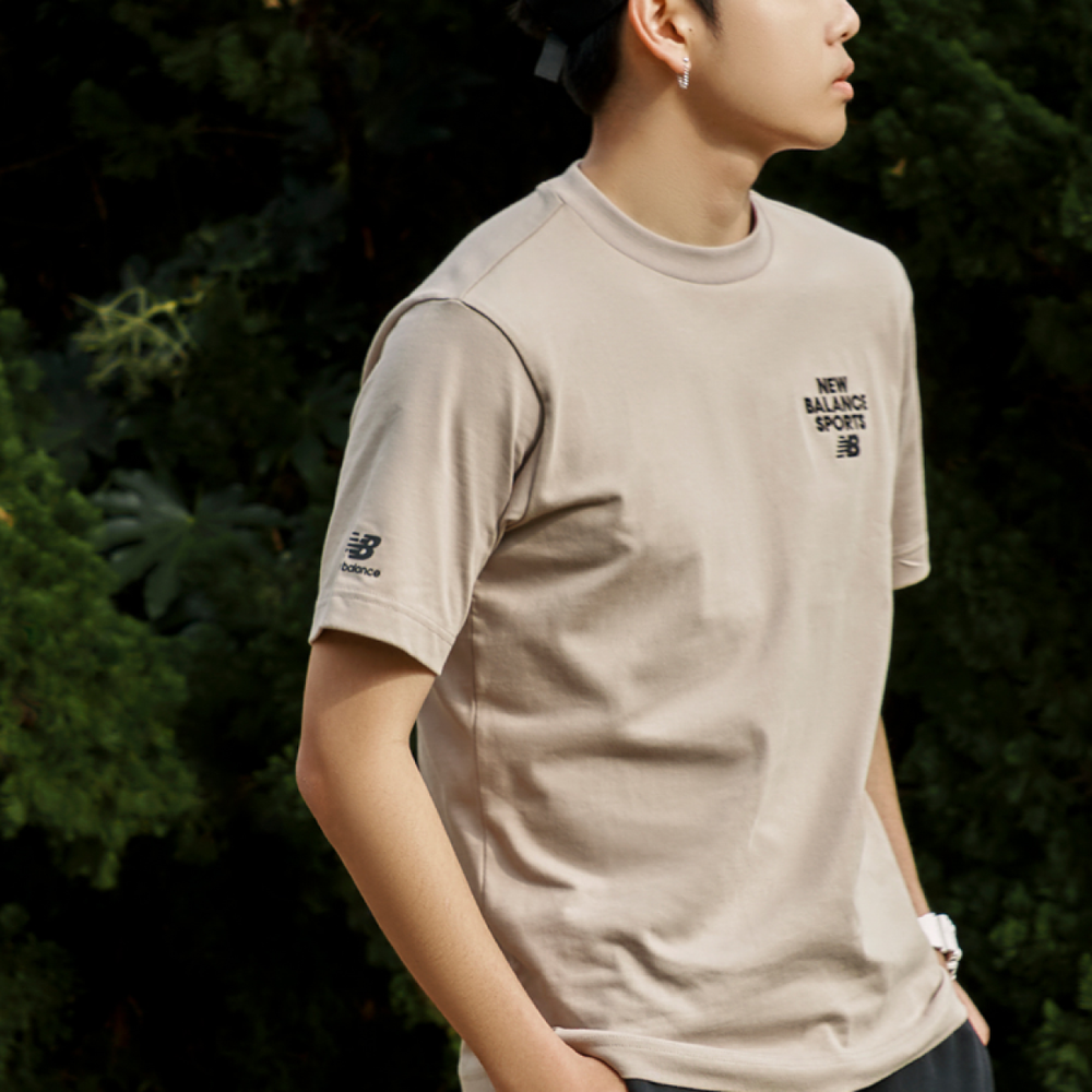 New Balance logo T