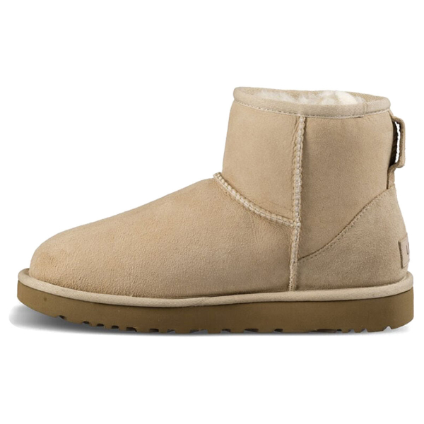 UGG CLASSIC MINI II