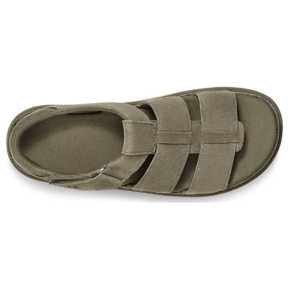 UGG