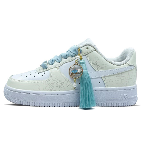 【 】 Nike Air Force 1