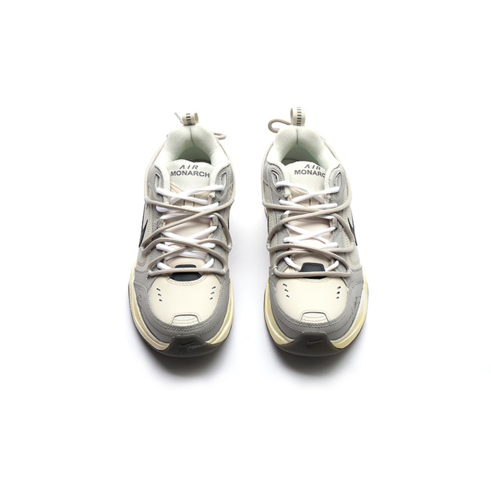 【 】 Nike Air Monarch 4