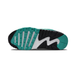 Nike Air Max 90 Toggle SE