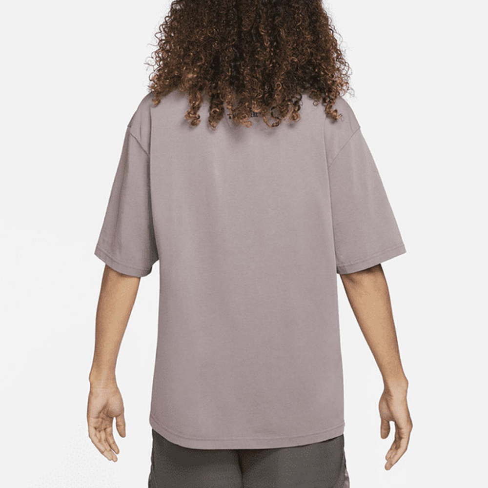 Jordan x A Ma Maniére Logo T