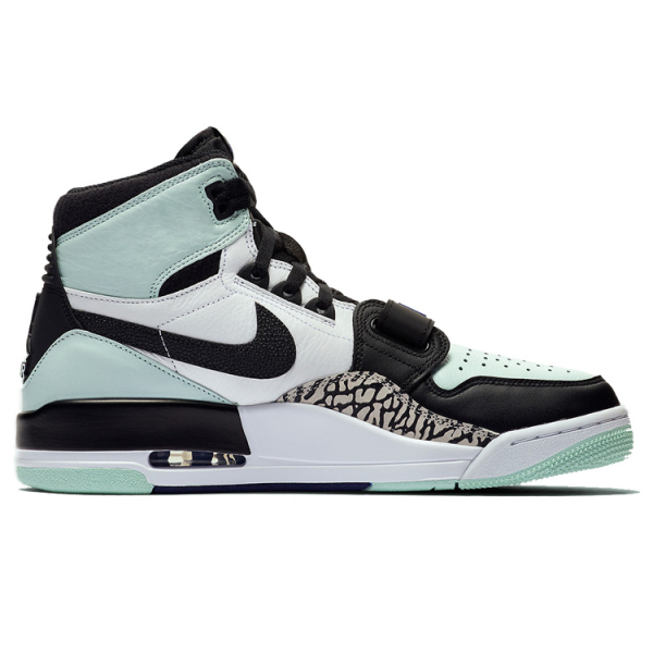 Jordan Legacy 312 utilizes the familiar “igloo” from art basel