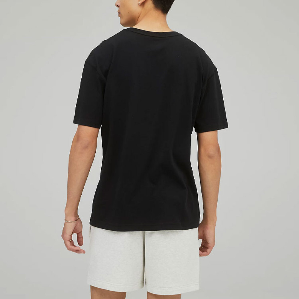 New Balance Logo T