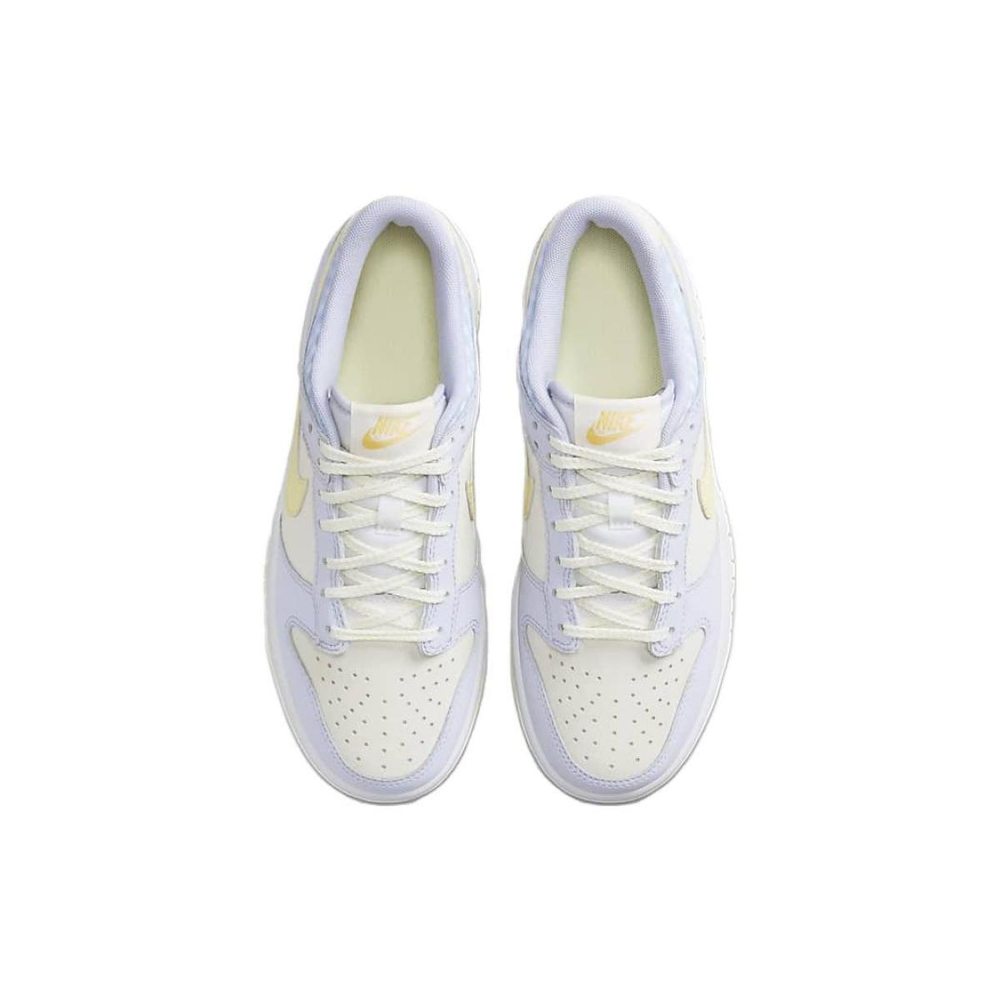 Nike Dunk SE "Easter"