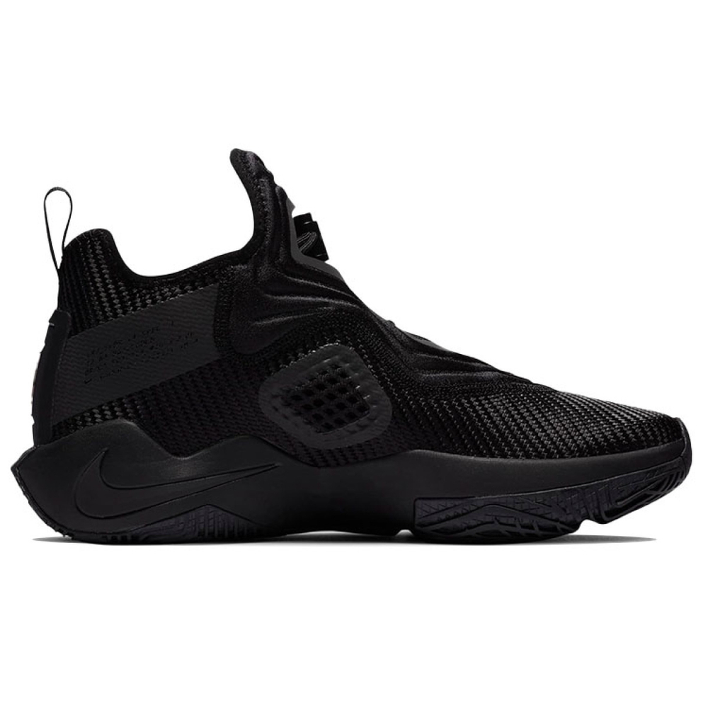 Nike zoom soldier 14 14