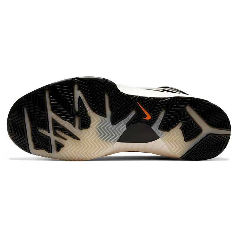 UNDEFEATED x Nike Zoom Kobe 4 Protro