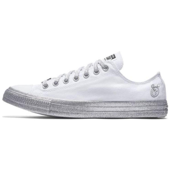 Miley Cyrus x Converse All Star