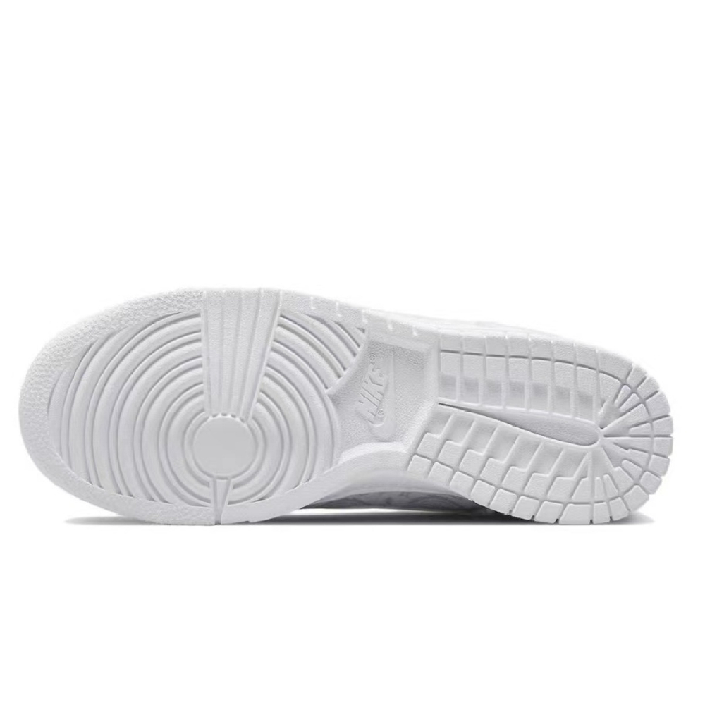 【 】 Nike Dunk ess vlad