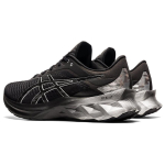 Asics NOVABLAST