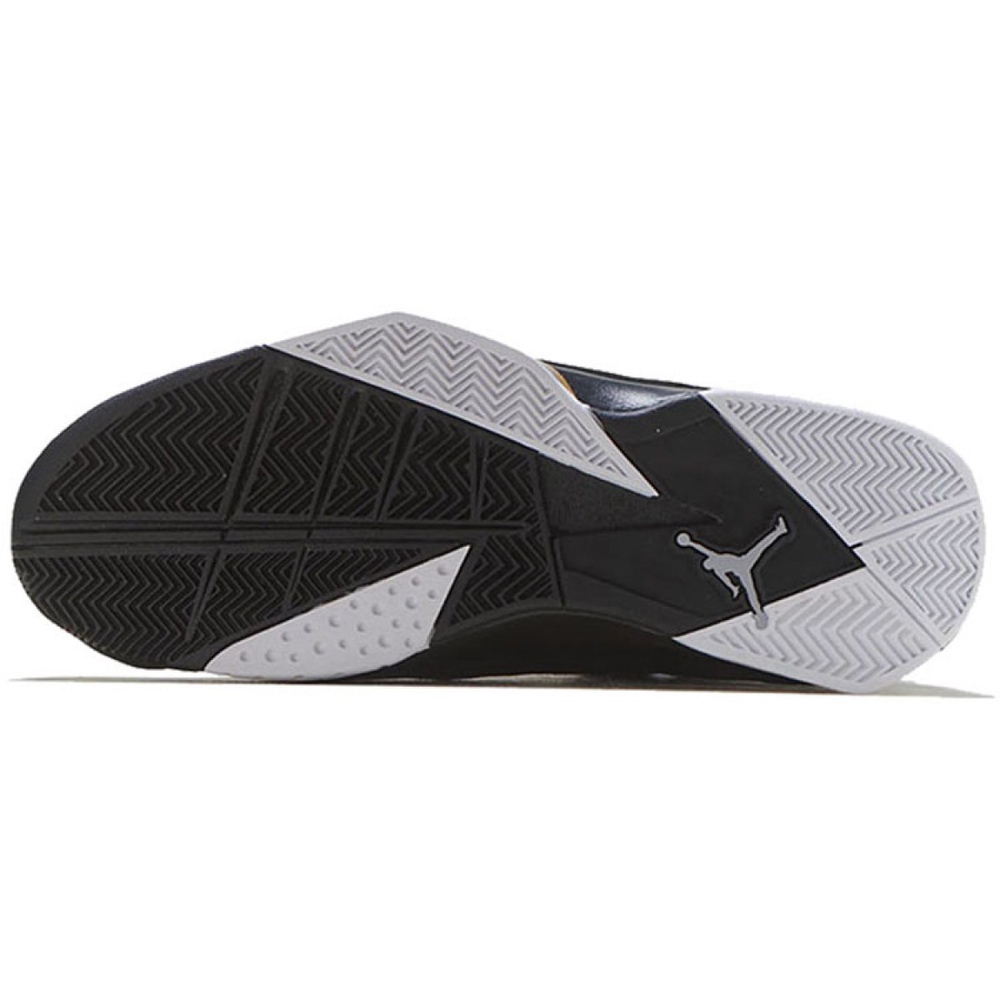 Jordan True Flight