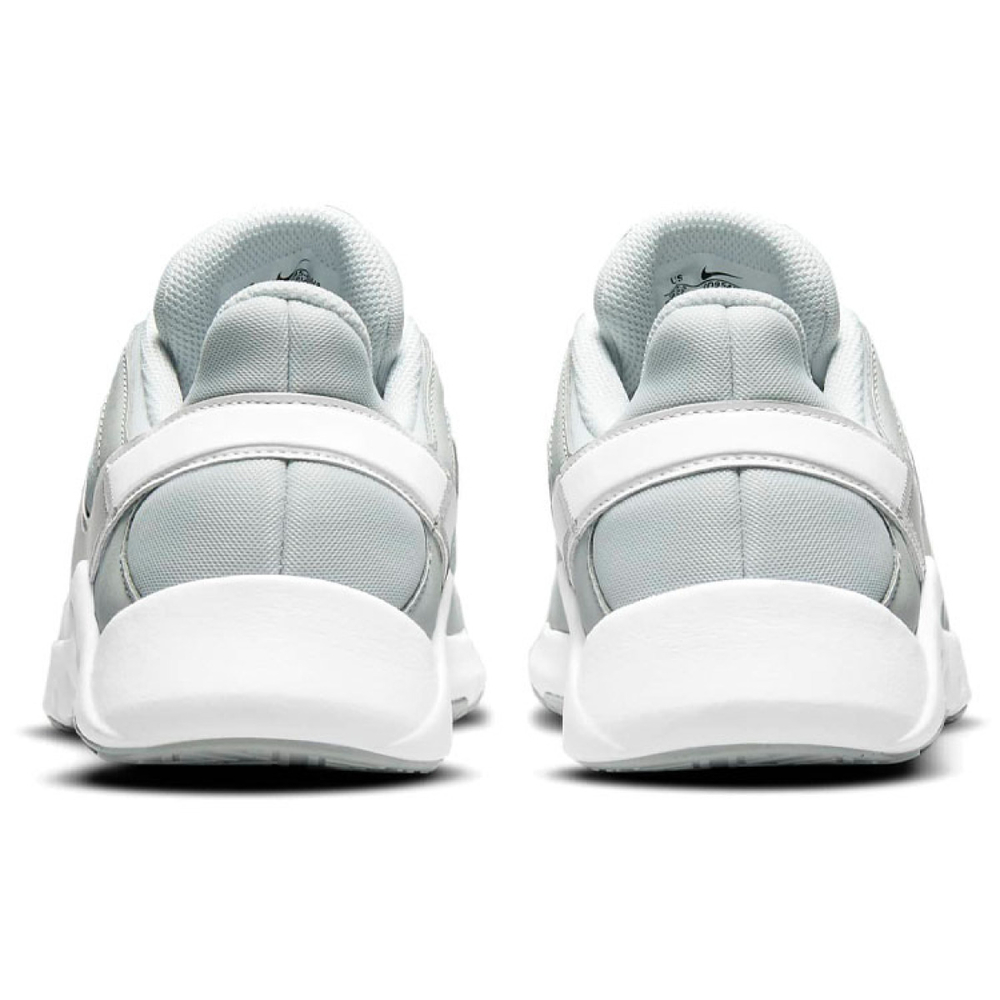 Nike Legend Essential 2