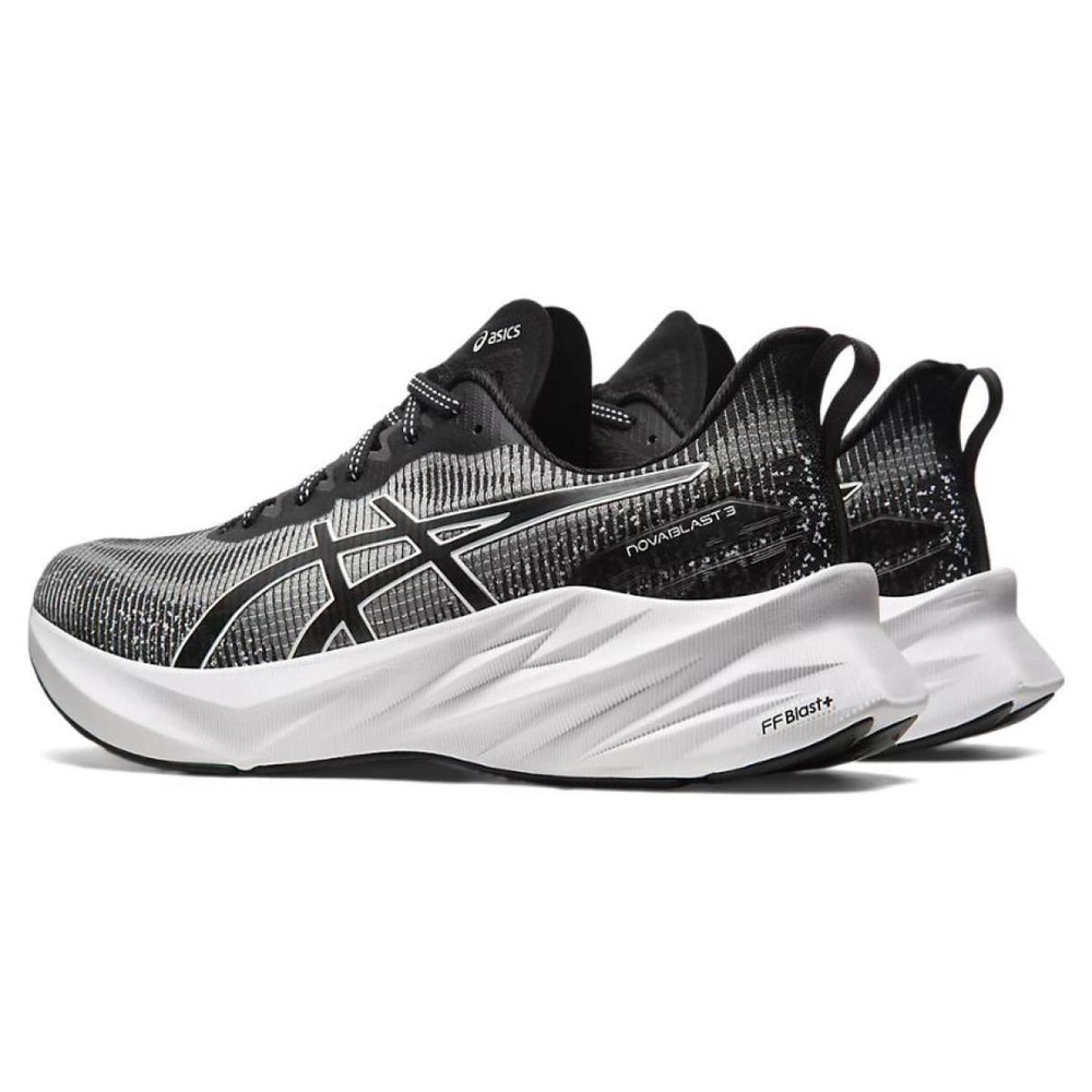 Asics Novablast 3