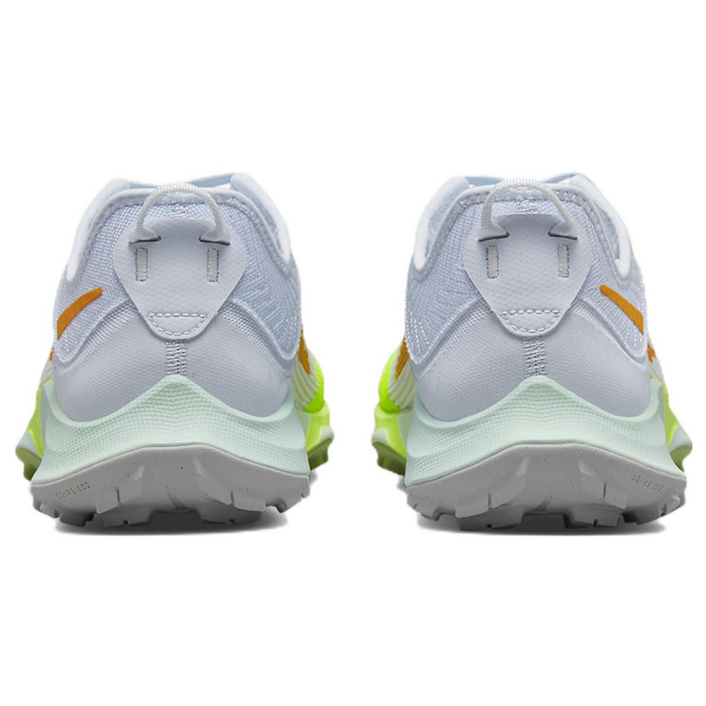 Nike Air Zoom Terra Kiger 8