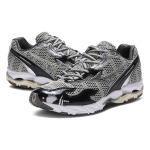 ONE BLOCK DOWN x Mizuno Wave Rider 10