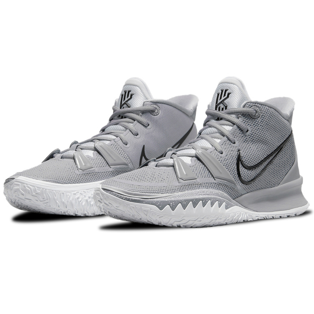 Nike Kyrie 7