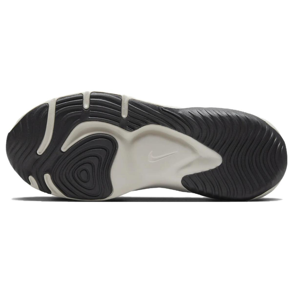 Nike Legend Essential 3