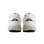 New Balance NB 2002R