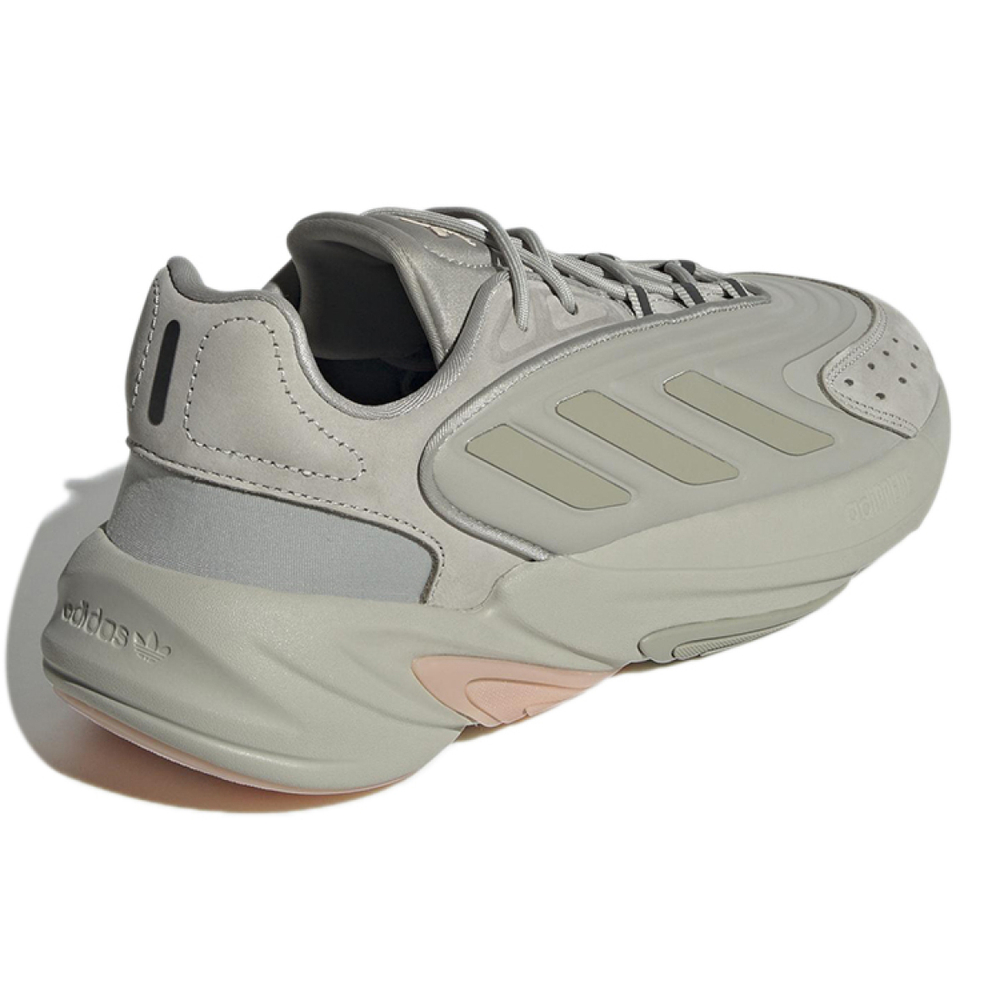 Adidas originals Ozelia foundation