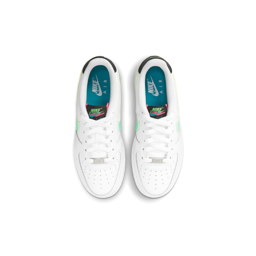 Nike Air Force 1 LV8 1