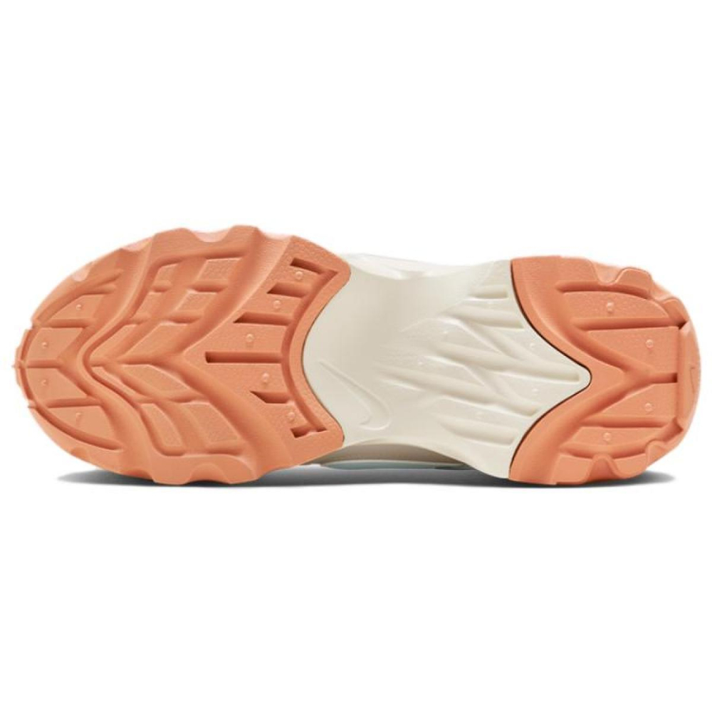 Nike TC 7900