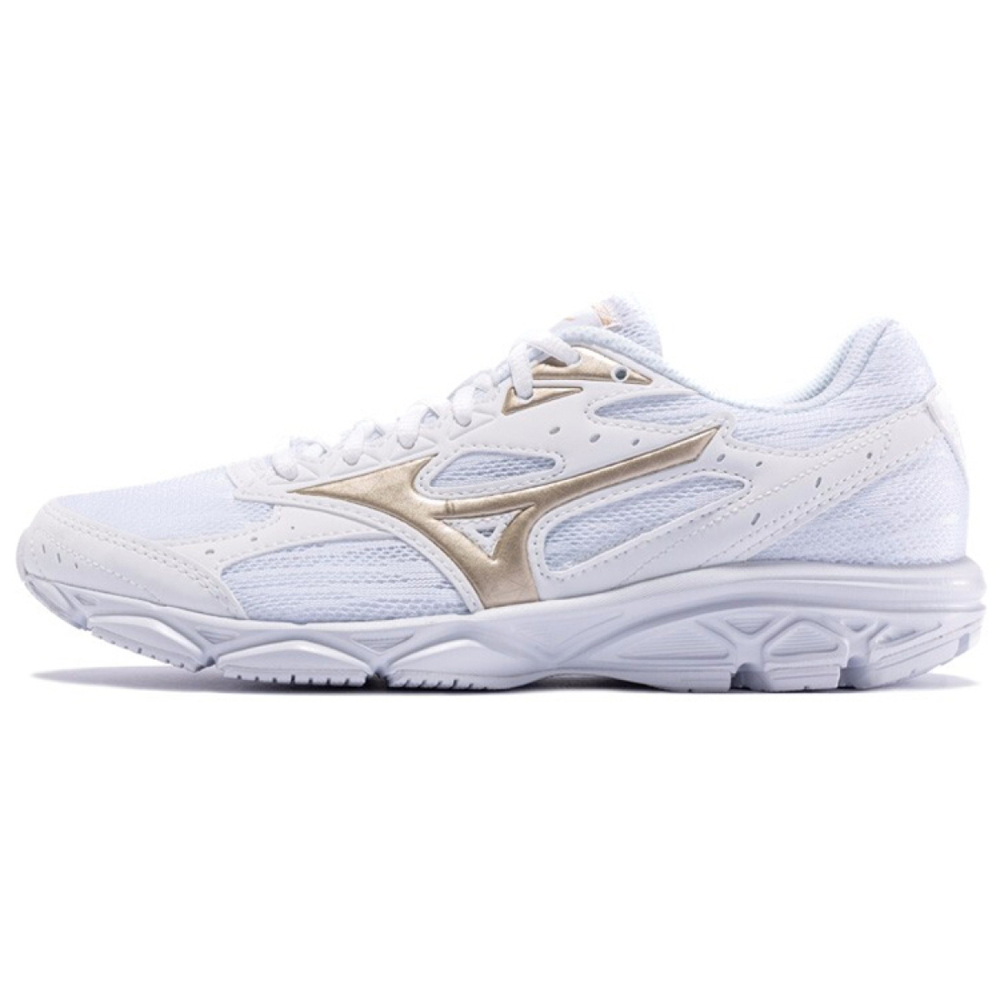 Mizuno Spark 3