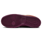 Nike Dunk SB "Mystic Red and Rosewood"