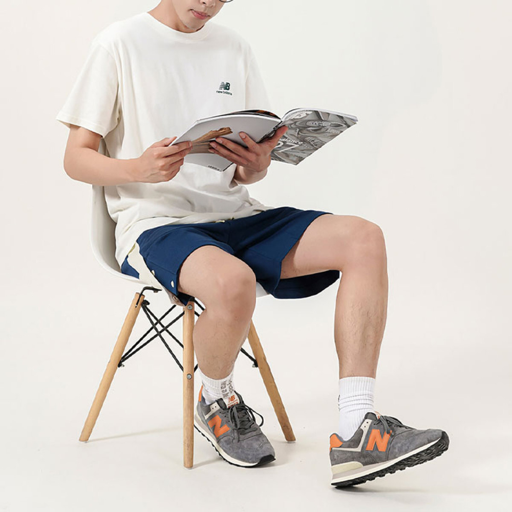 New Balance Logo T