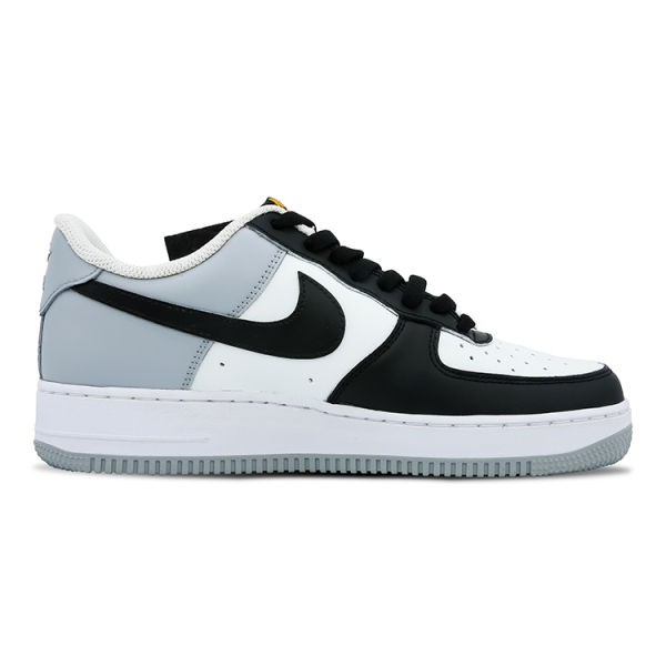 【 】 Nike Air Force 1