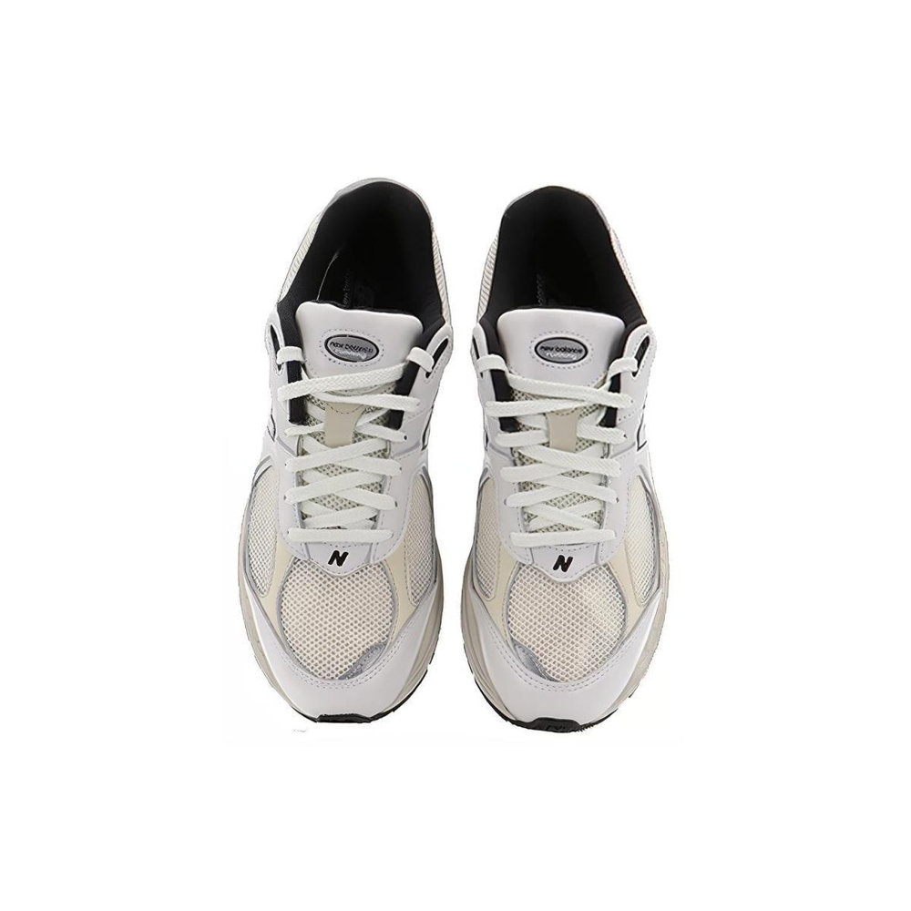 New Balance NB 2002R