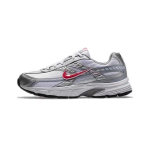 【 】 Nike Initiator
