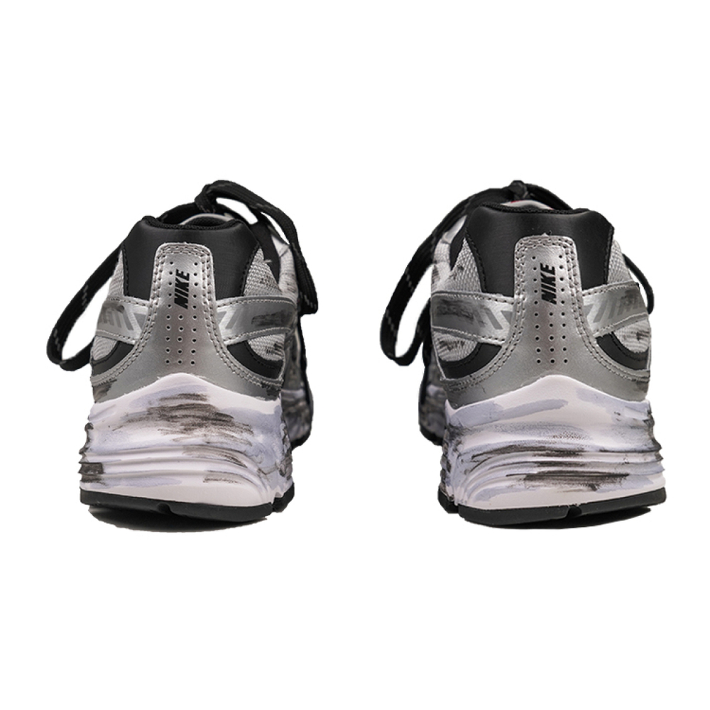 【 】 Nike Initiator RISK