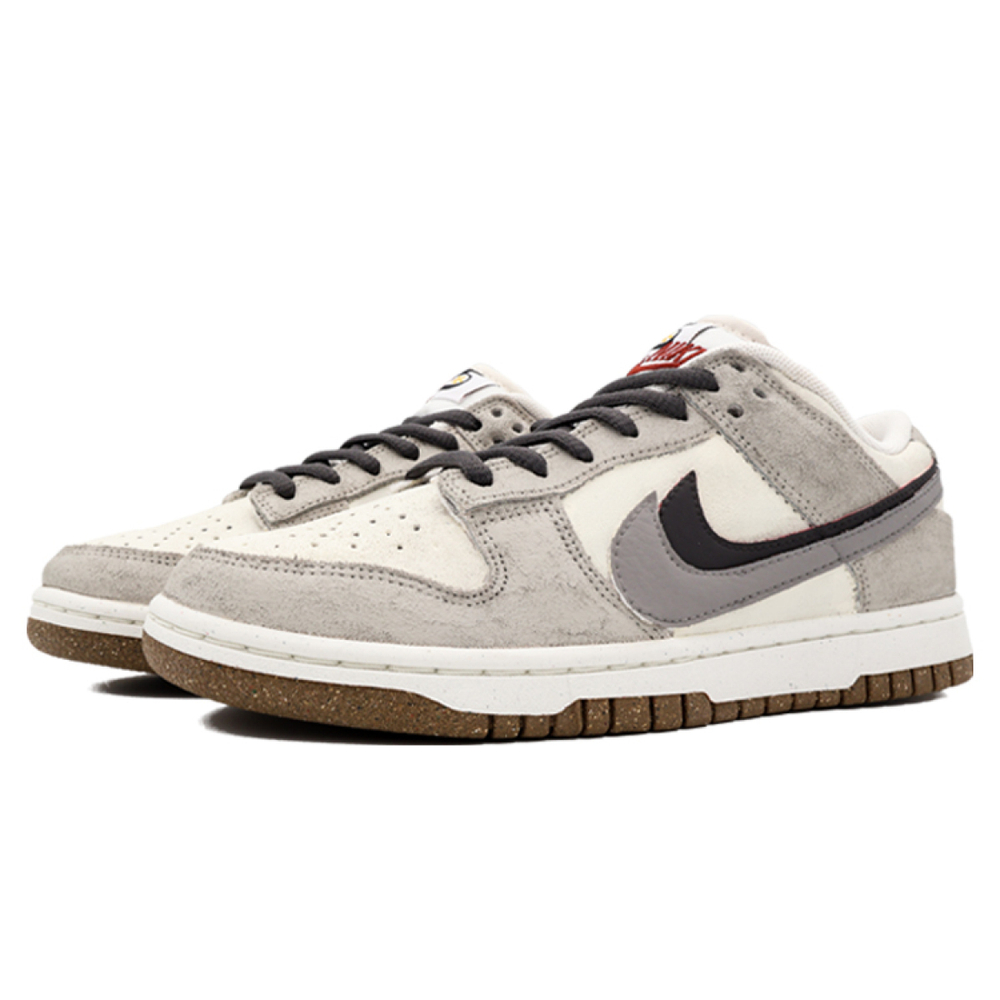 【 】 Nike Dunk SE