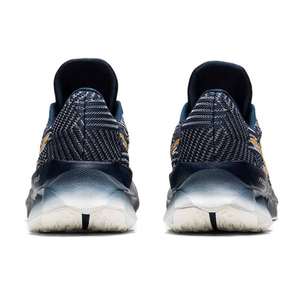 Asics Novablast 1
