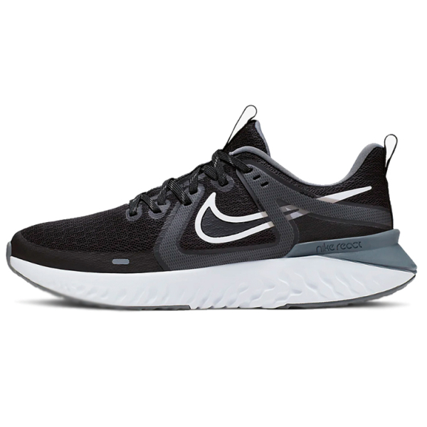 Nike Legend React 2