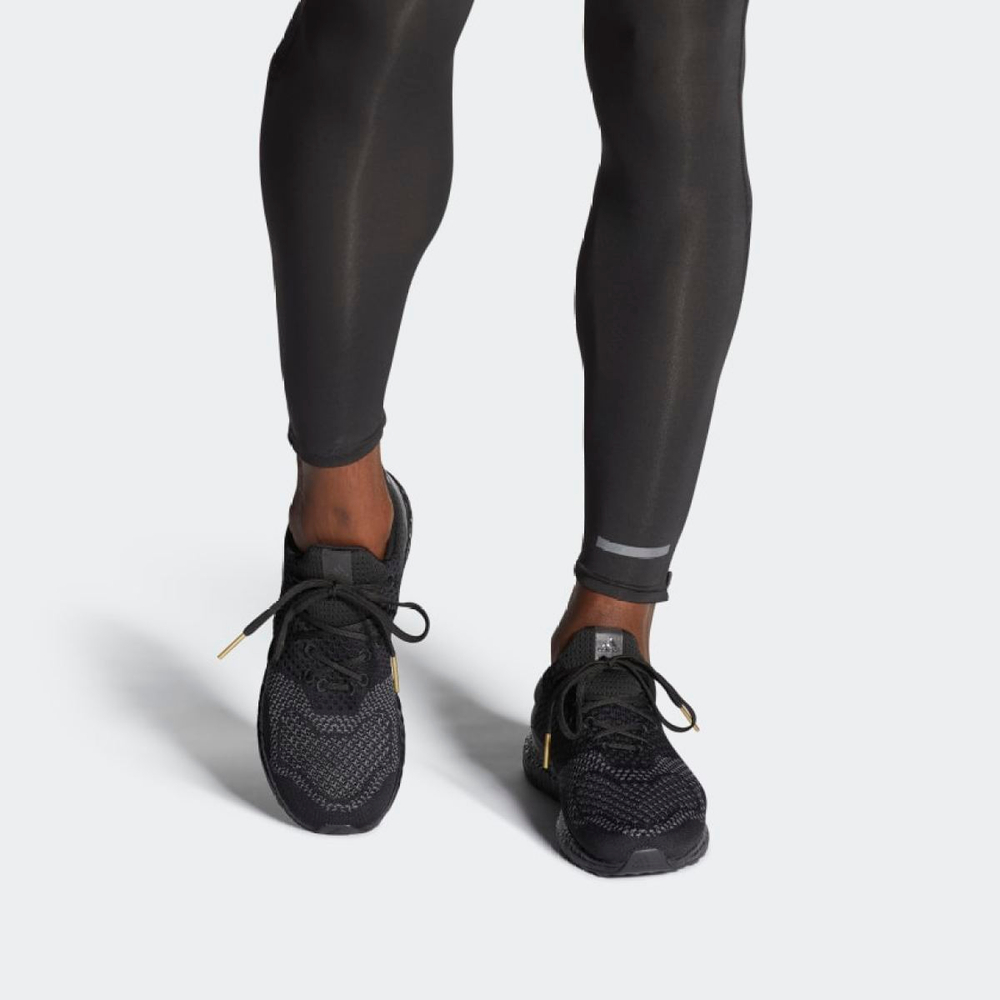 Adidas ULT DNA