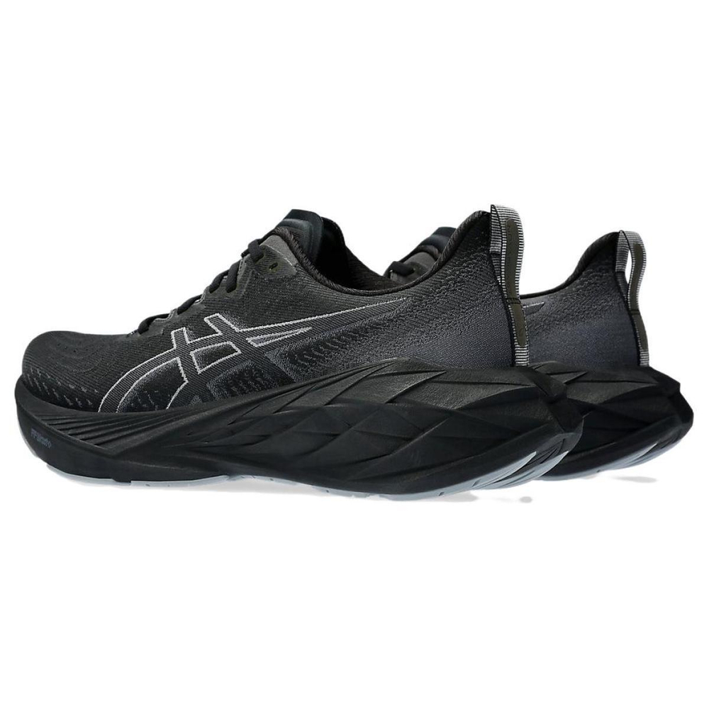 Asics Novablast 4