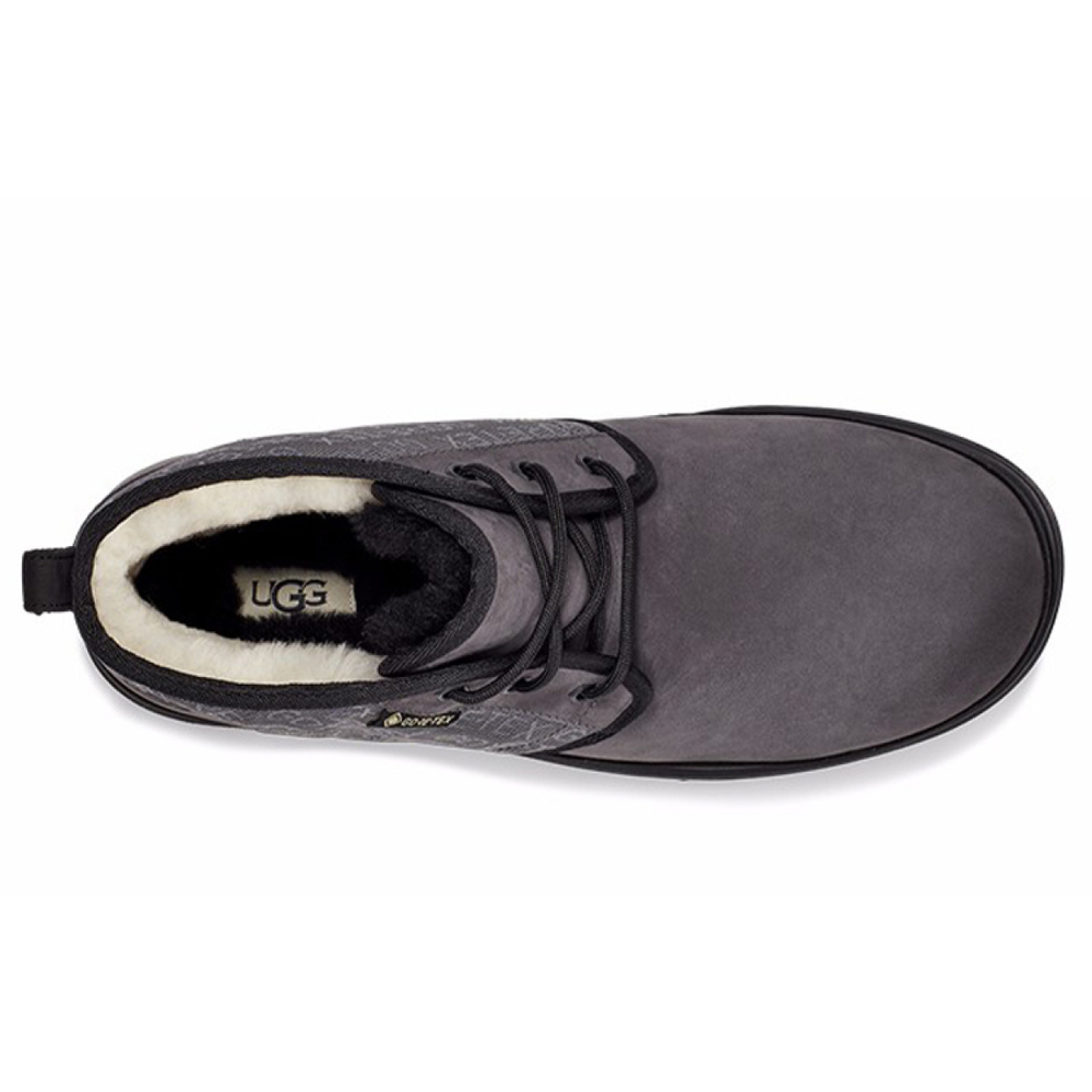 UGG