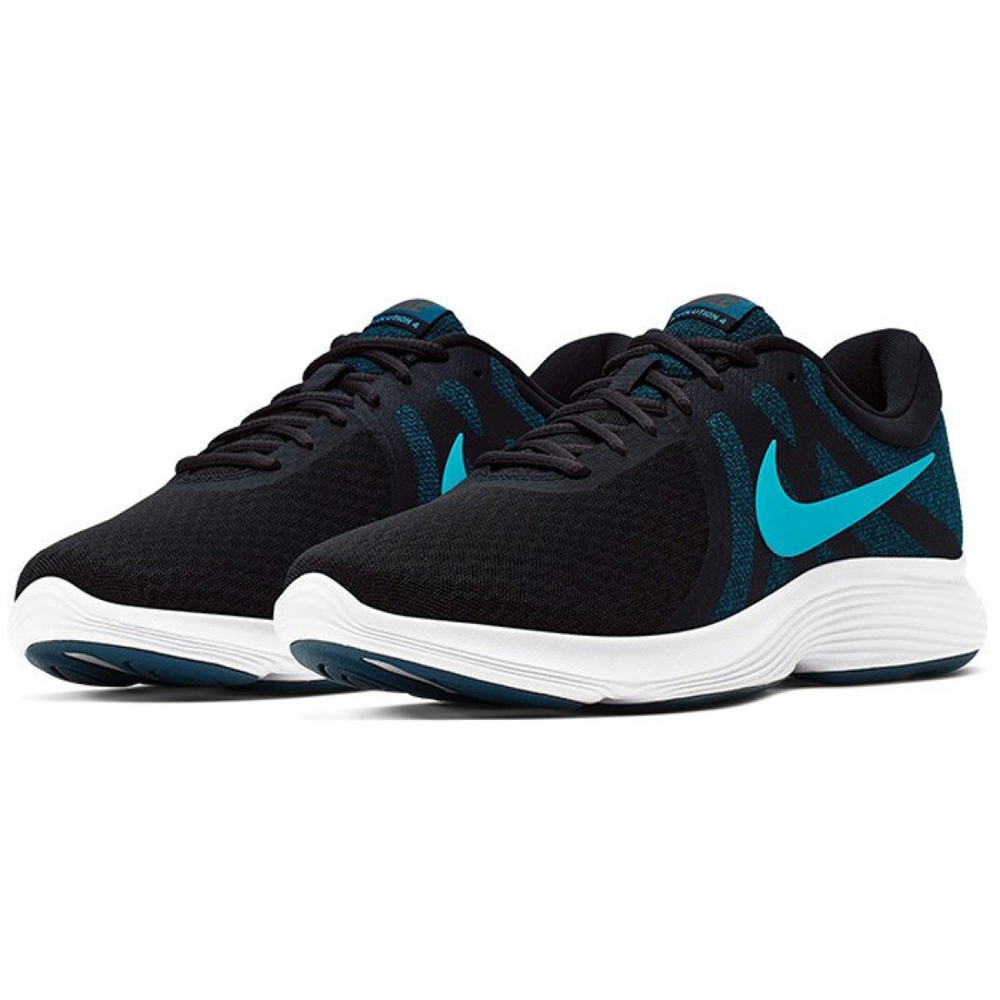 Nike REVOLUTION 4
