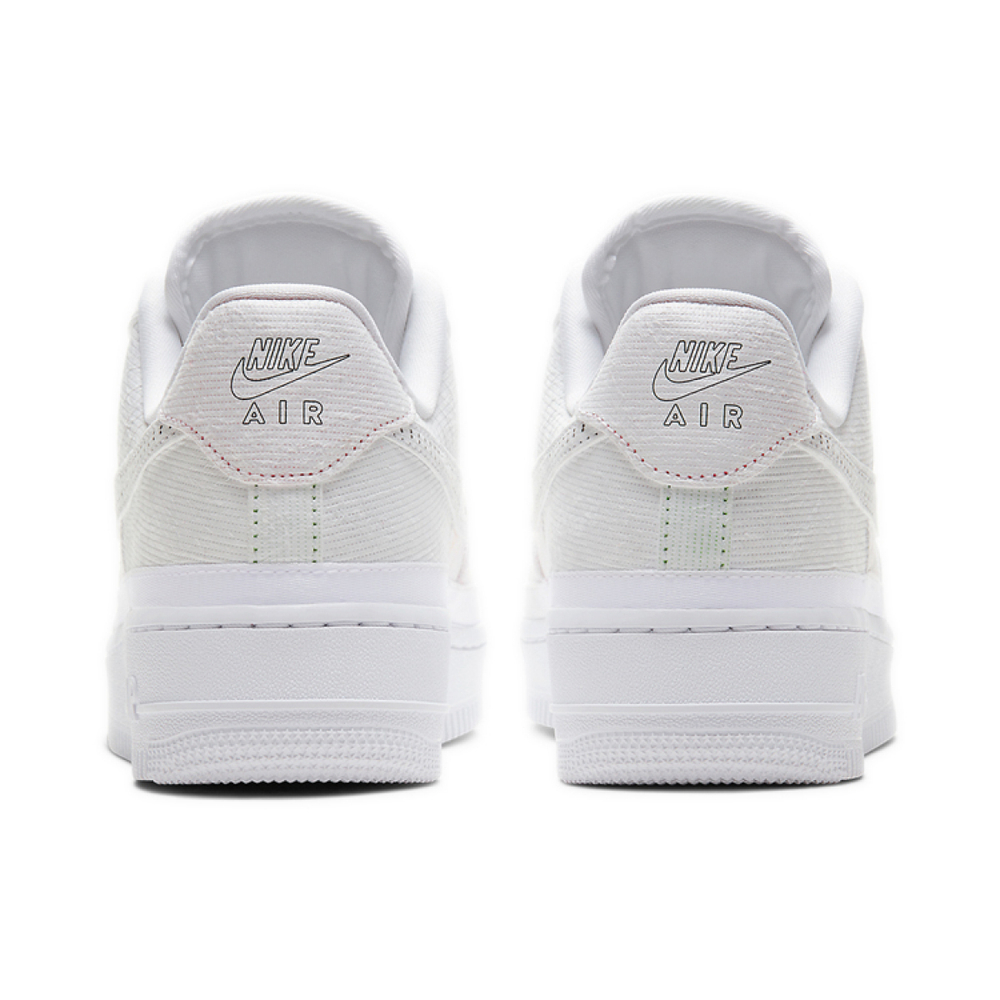 Nike Air Force 1 07 lx