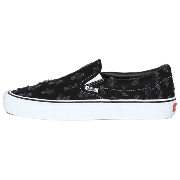 Supreme x Vans slip-on 2020