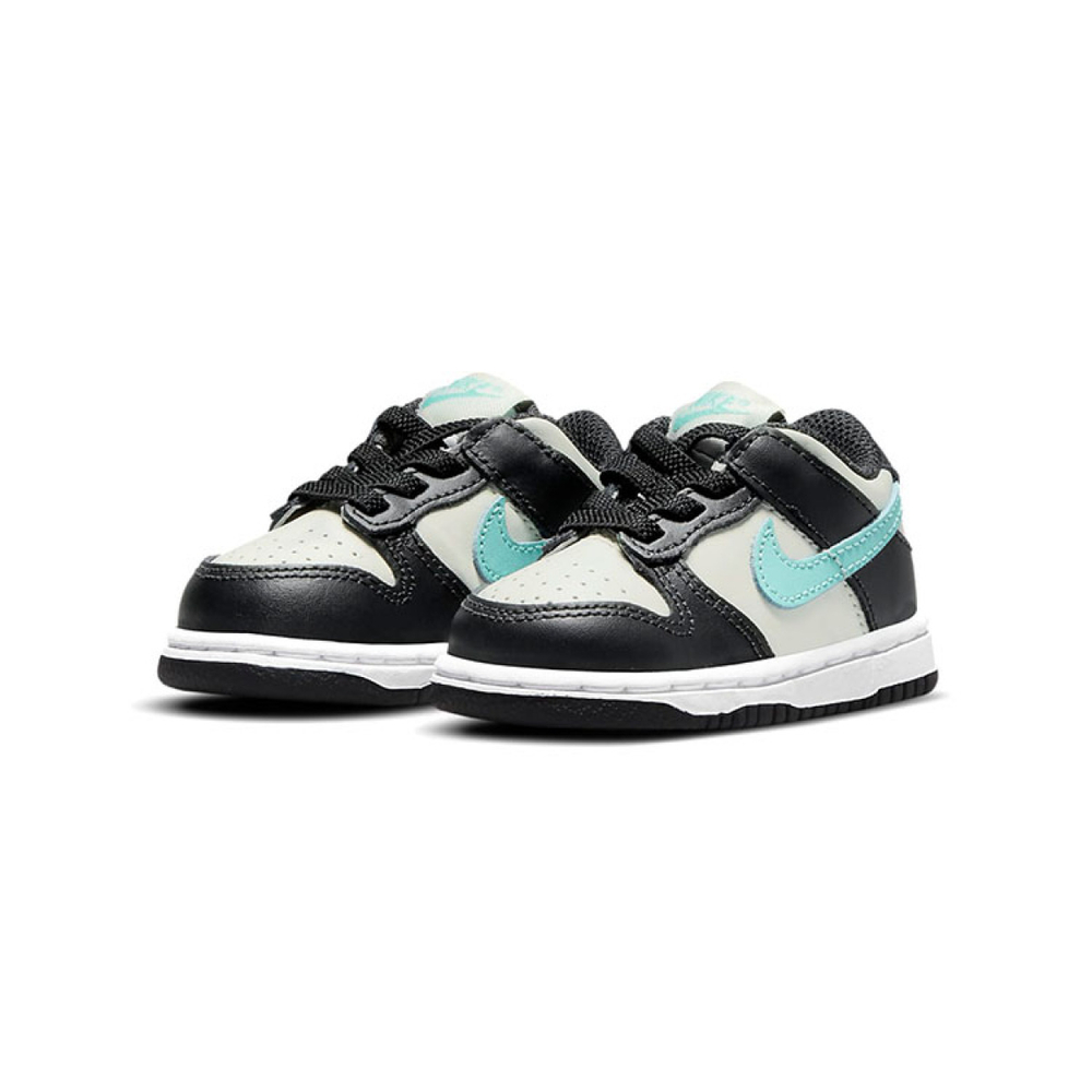 Nike Dunk "Tiffany"