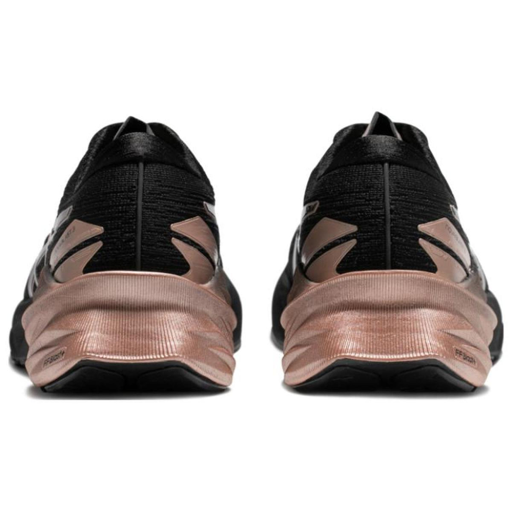 Asics Novablast 3