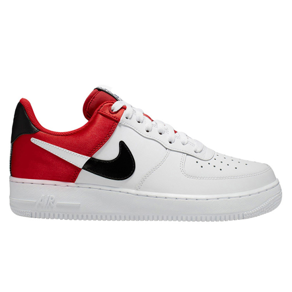 Nike Air Force 1 07 LV8